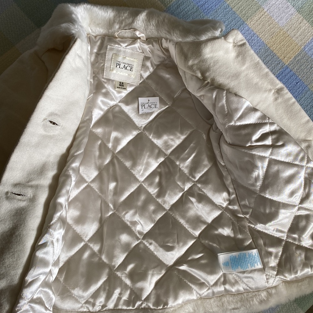 The Children’s Place 6-9 months baby girl coat - Picture 2 of 10